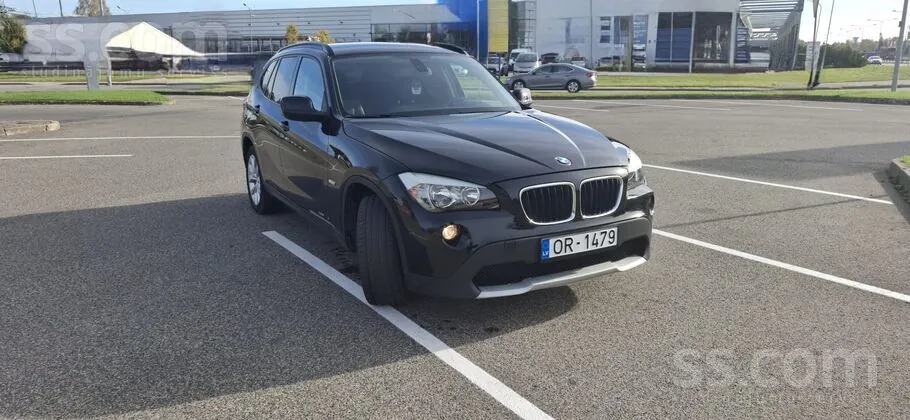 BMW X1 2012 photo 2