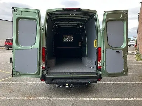 Iveco Daily 2024 photo 5