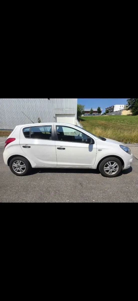 Hyundai I20