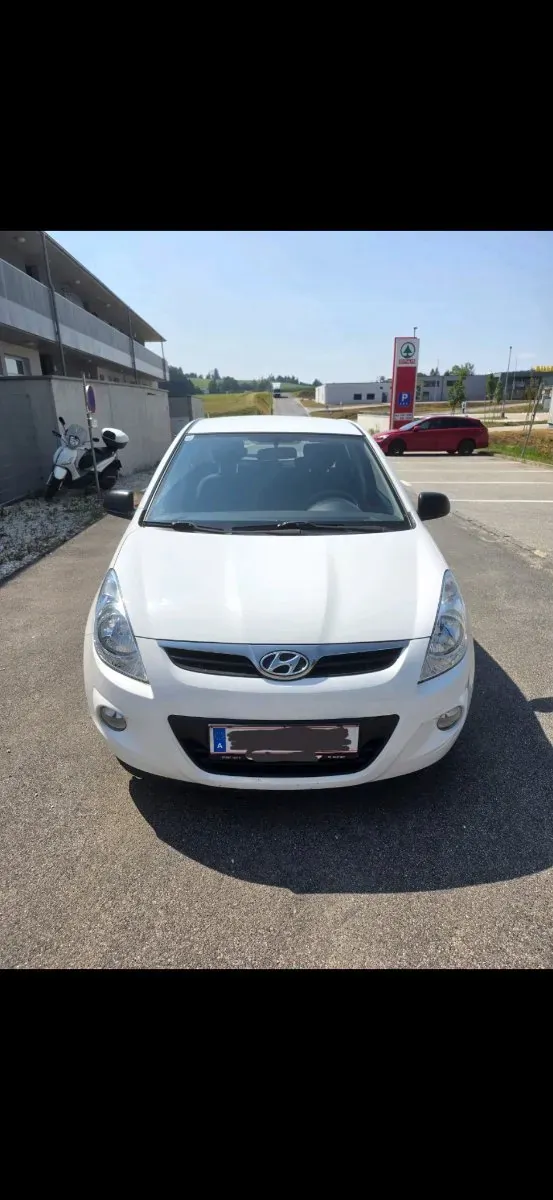 Hyundai I20 2012 photo 3
