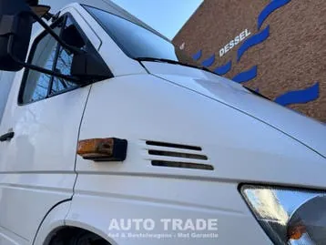 Mercedes-Benz Sprinter 2001 photo 3