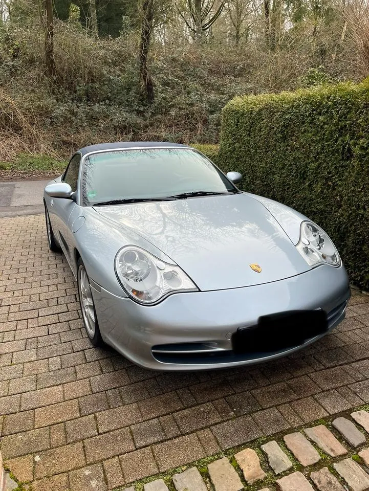 Porsche Carrera 996