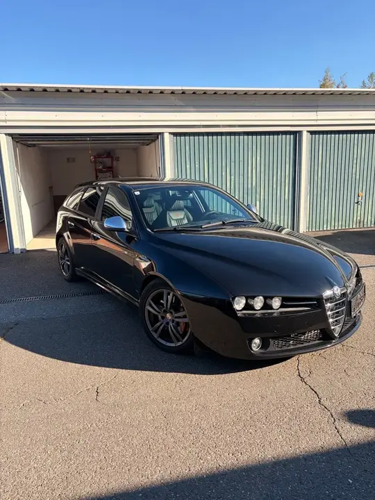 Alfa Romeo 159