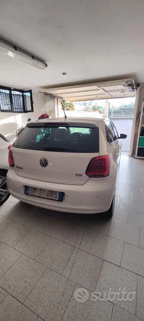 Volkswagen Polo 2012 photo 3
