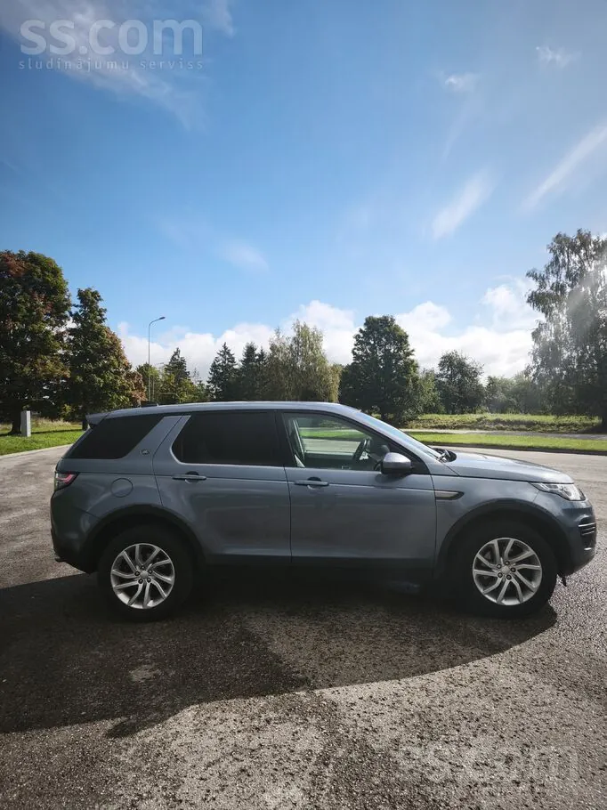 Land Rover Discovery Sport 2019 photo 5