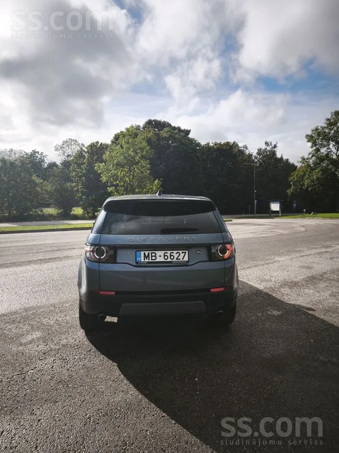 Land Rover Discovery Sport 2019 photo 3