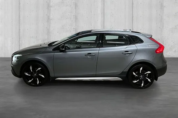Volvo V40 Cross Country 2015 photo 4