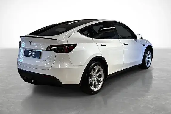 Tesla Model Y 2022 photo 5