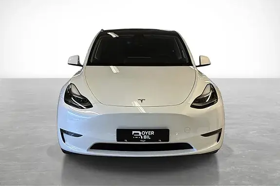Tesla Model Y 2022 photo 2