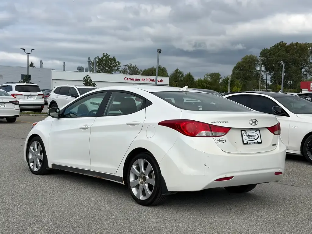 Hyundai Elantra 2013 photo 4