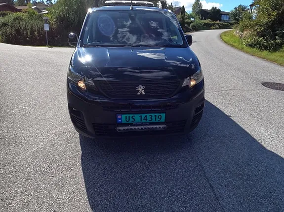 Peugeot Partner 2021 photo 2
