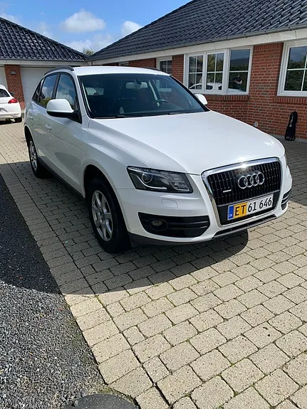 Audi Q5 2010 photo 2