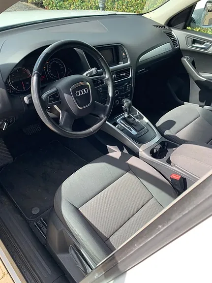 Audi Q5 2010 photo 3