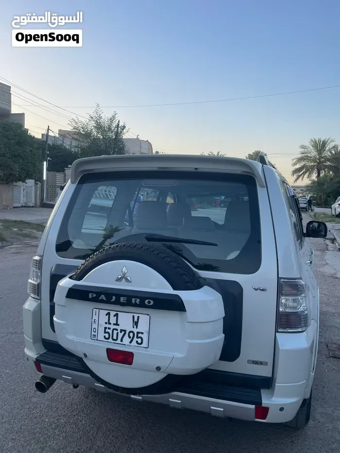 Mitsubishi Pajero 2014 photo 5