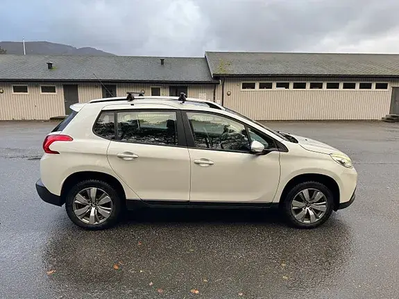 Peugeot 2008 2014 photo 4