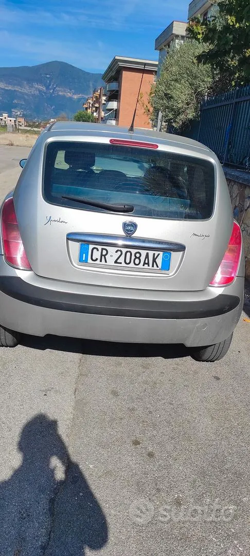 Lancia Ypsilon 2004 photo 2