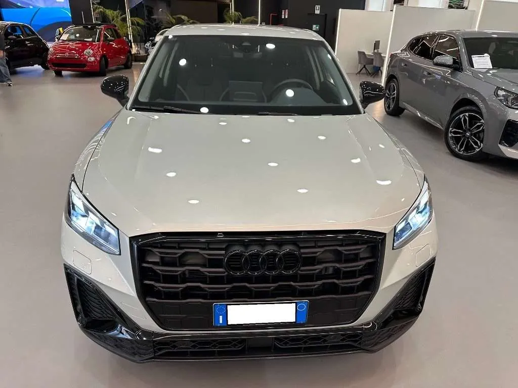Audi Q2 2024 photo 2