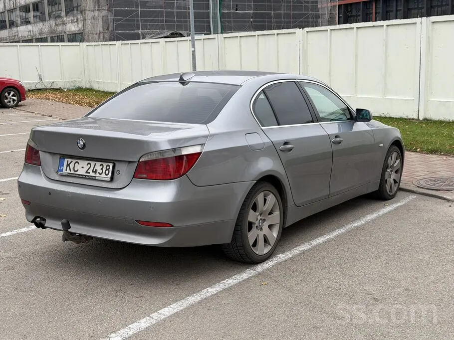 BMW 530 2006 photo 4