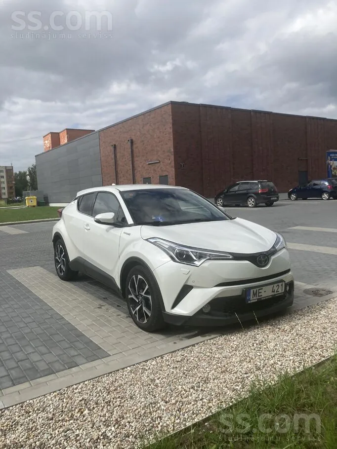 Toyota C-Hr 2019 photo 4