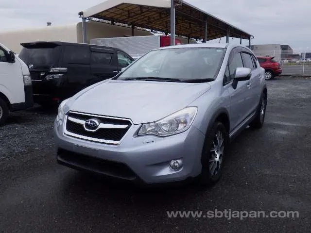 Subaru Xv 2013 photo 2