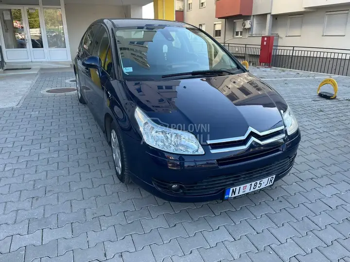 Citroen C4 2005 photo 3