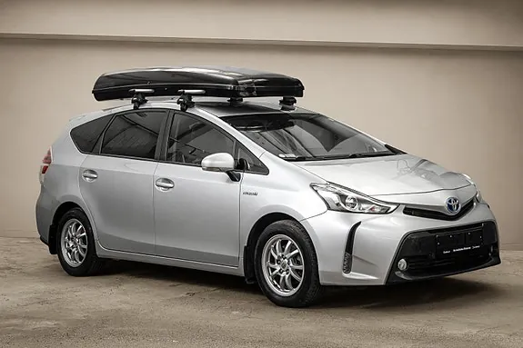 Toyota Prius 2018 photo 2