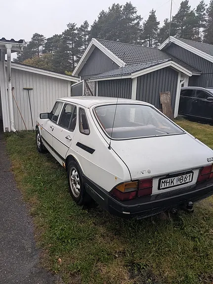 Saab 900 1987 photo 4