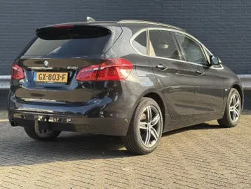 BMW 218 Active Tourer 2015 photo 2