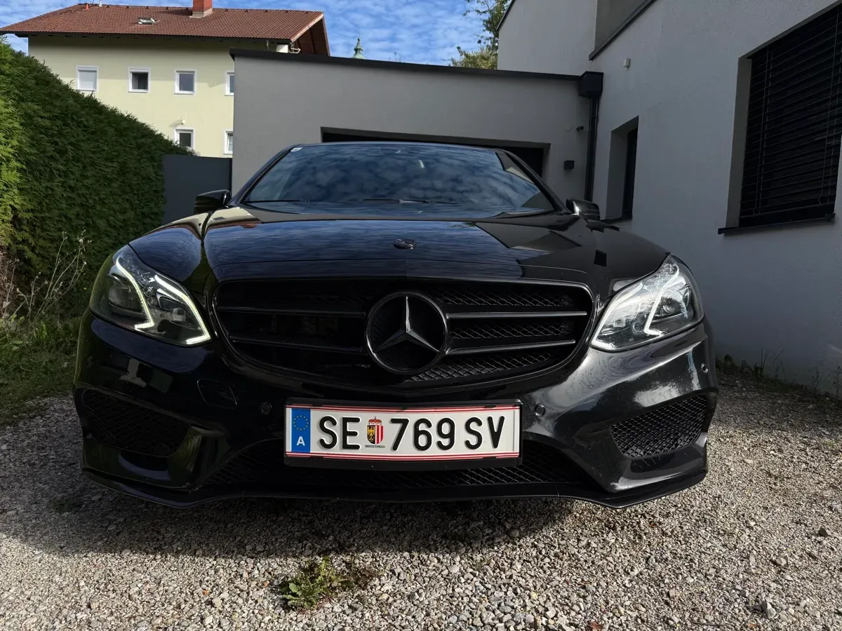 Mercedes-Benz E-Class 2013 photo 3