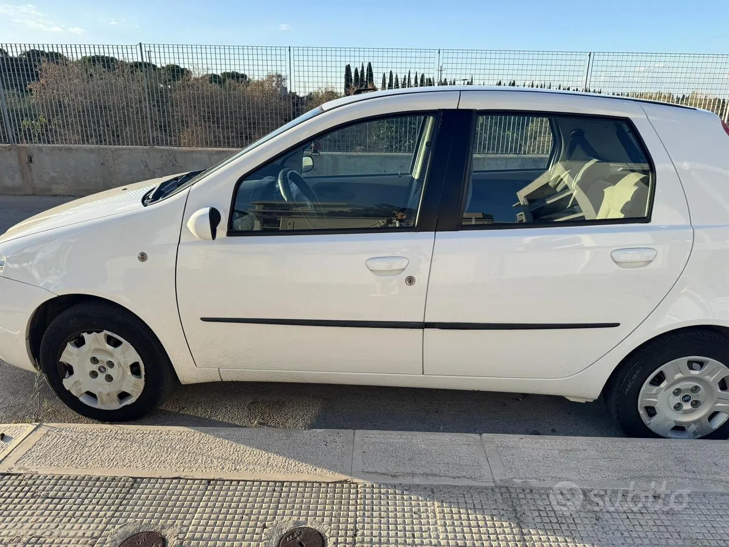 Fiat Punto 2004 photo 4