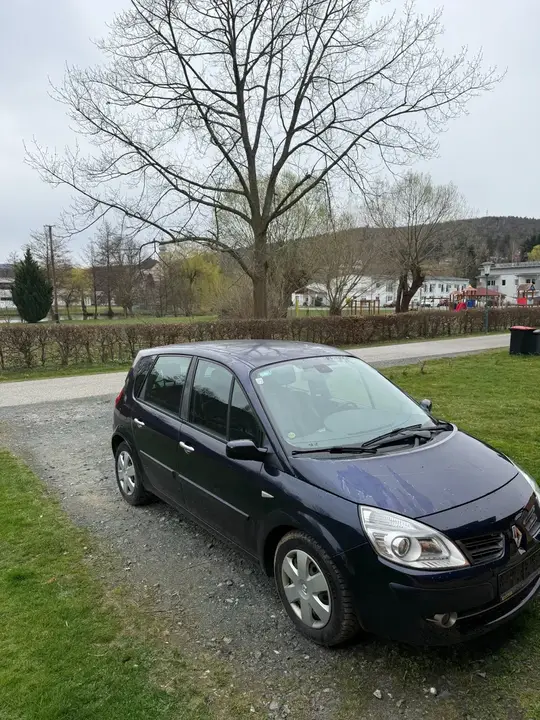 Renault Scenic 2009 photo 2