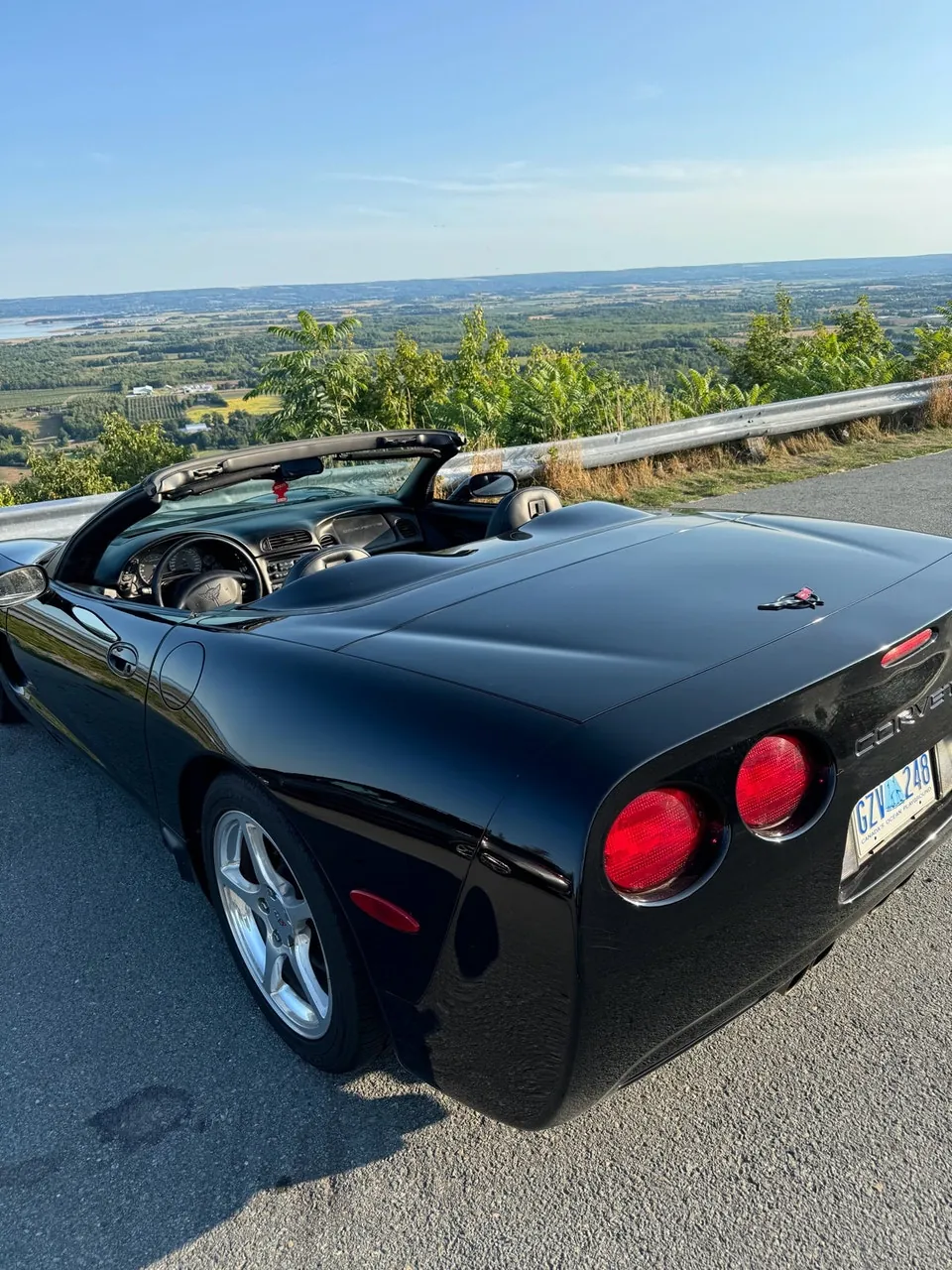 Chevrolet Corvette 2001 photo 2