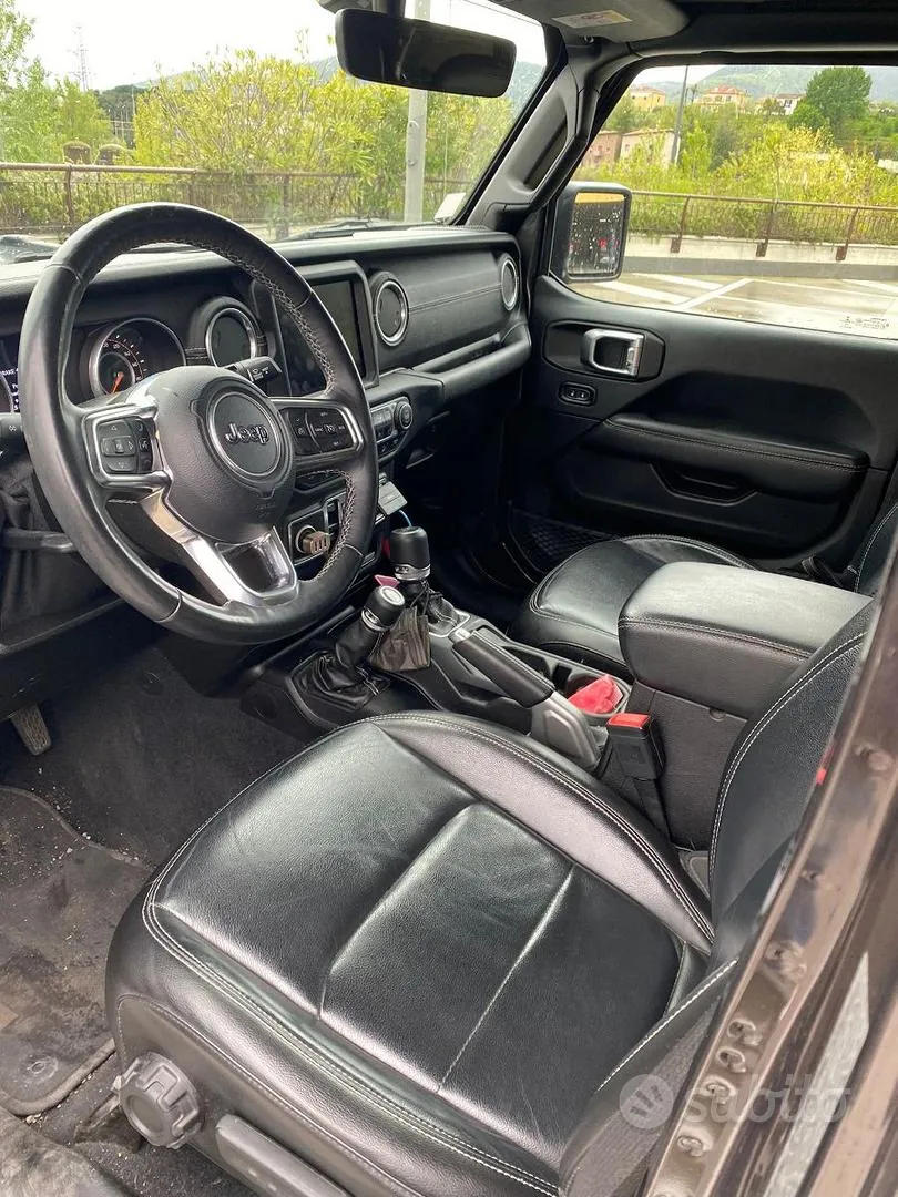 Jeep Wrangler 2018 photo 4