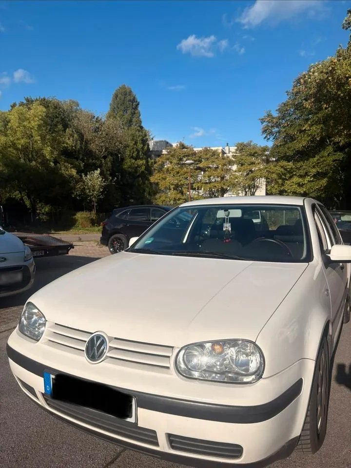 Volkswagen Golf 4