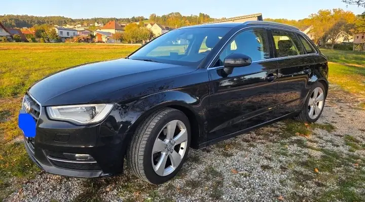 Audi A3 2015 photo 2