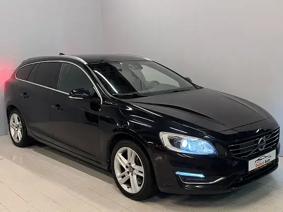Volvo V60 2015 photo 2