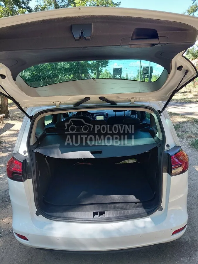 Opel Zafira 2017 photo 5