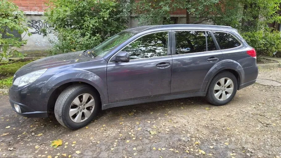 Subaru Outback 2012 photo 3