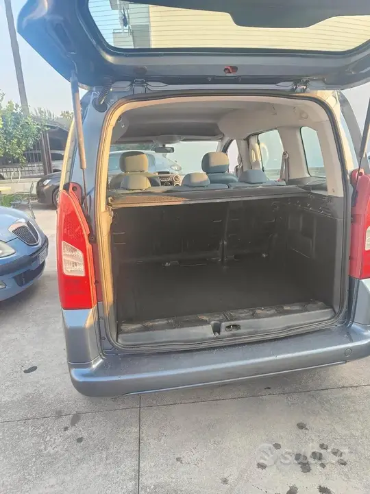 Citroen Berlingo 2011 photo 4
