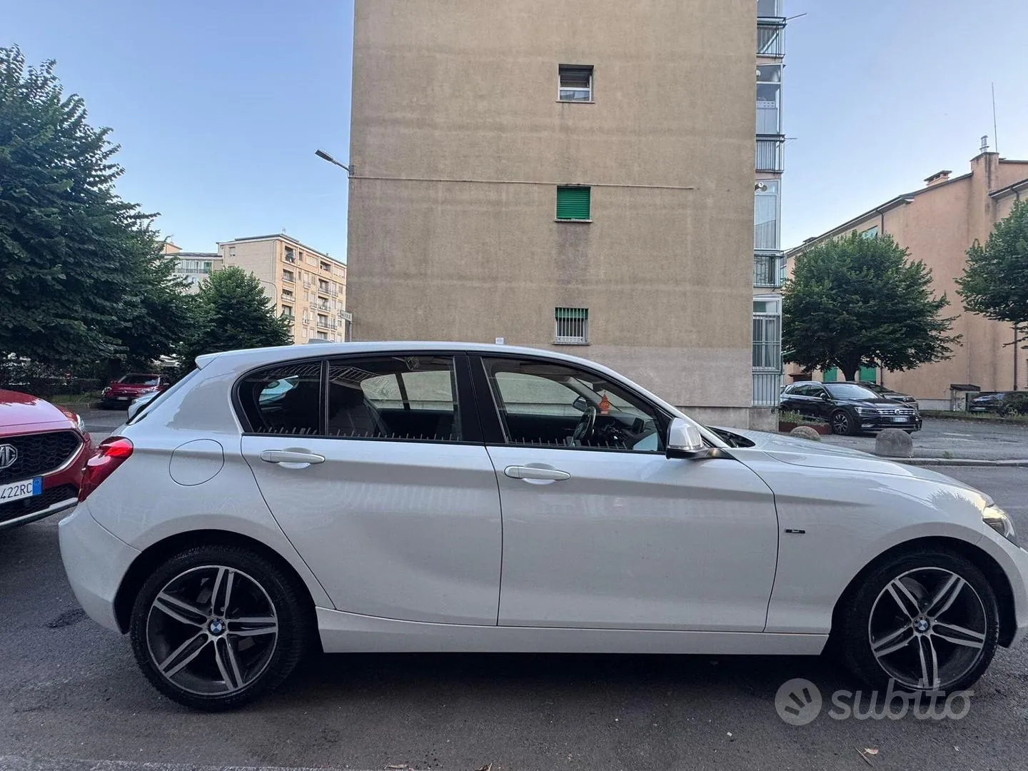 BMW 120D 2012 photo 3