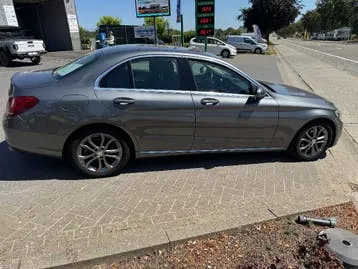 Mercedes-Benz C180 2017 photo 2