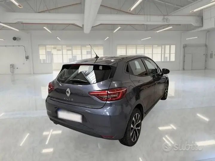 Renault Clio 2022 photo 4