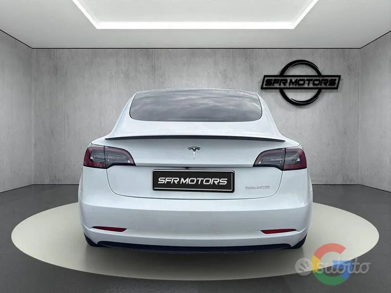 Tesla Model 3 Performance 2021 photo 5