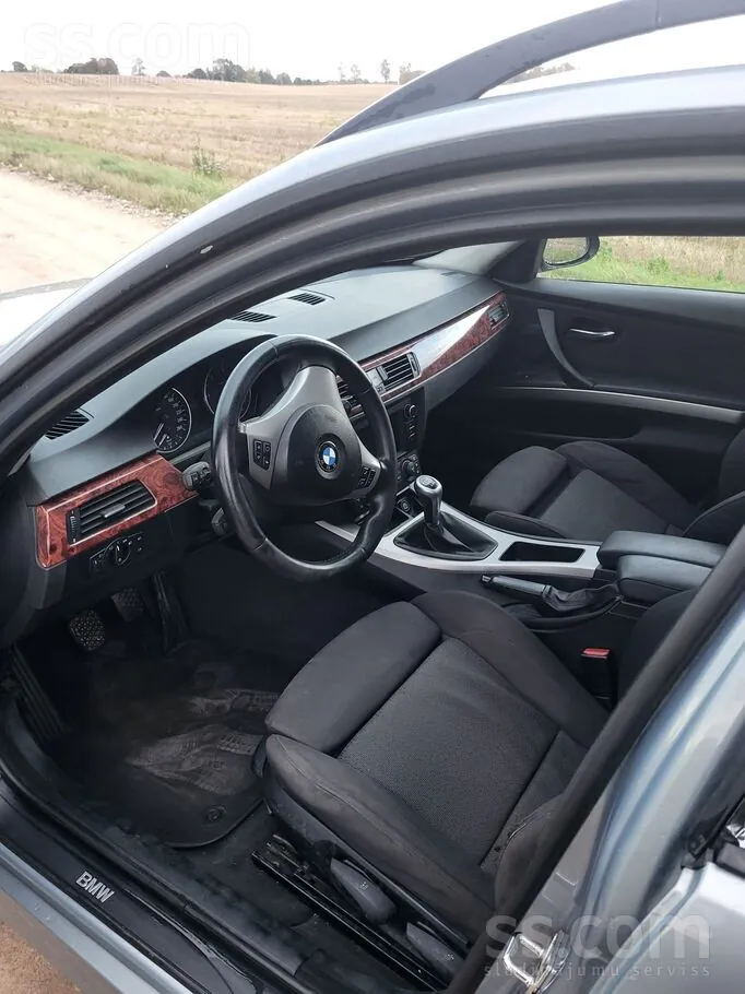 BMW 320 2005 photo 5