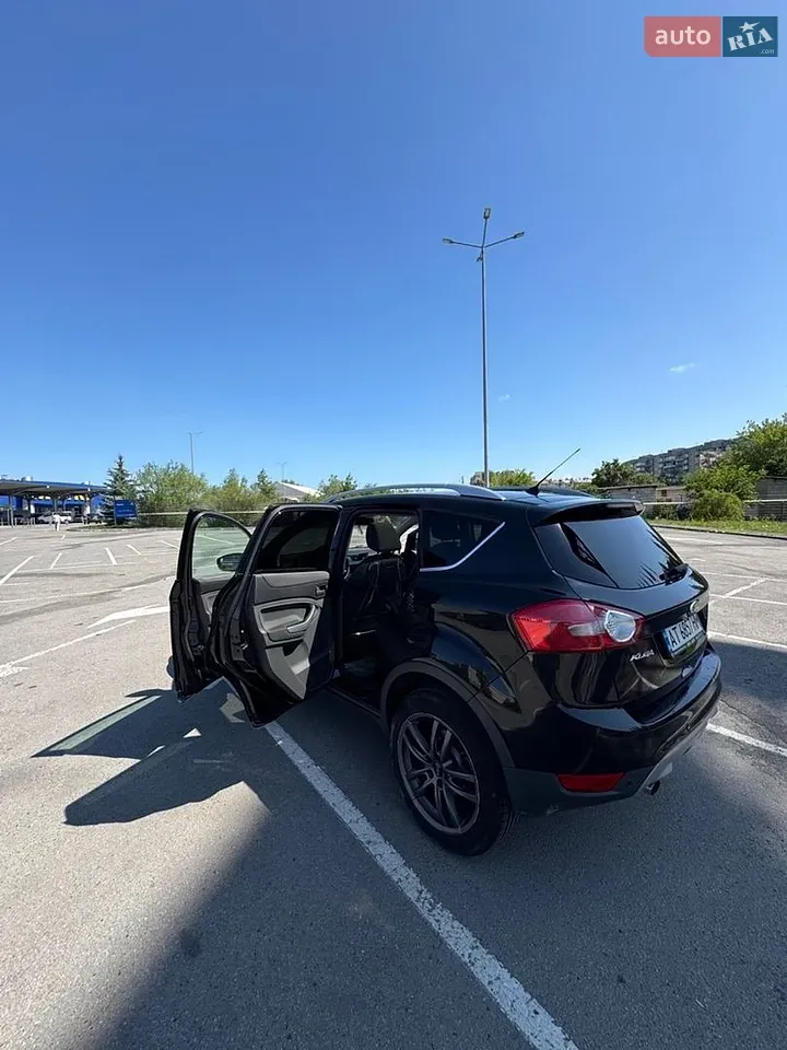 Ford Kuga 2012 photo 3