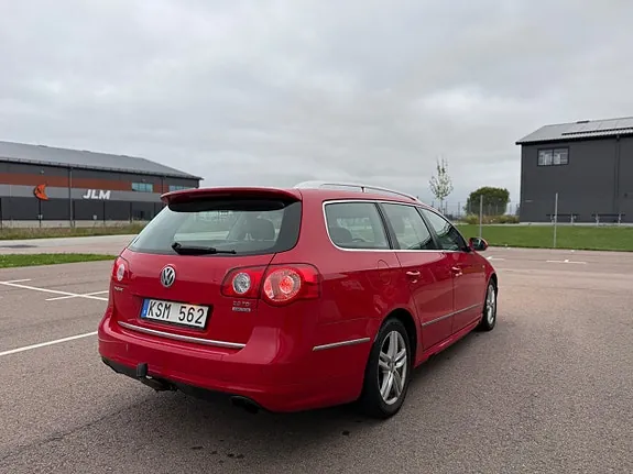Volkswagen Passat 2010 photo 3