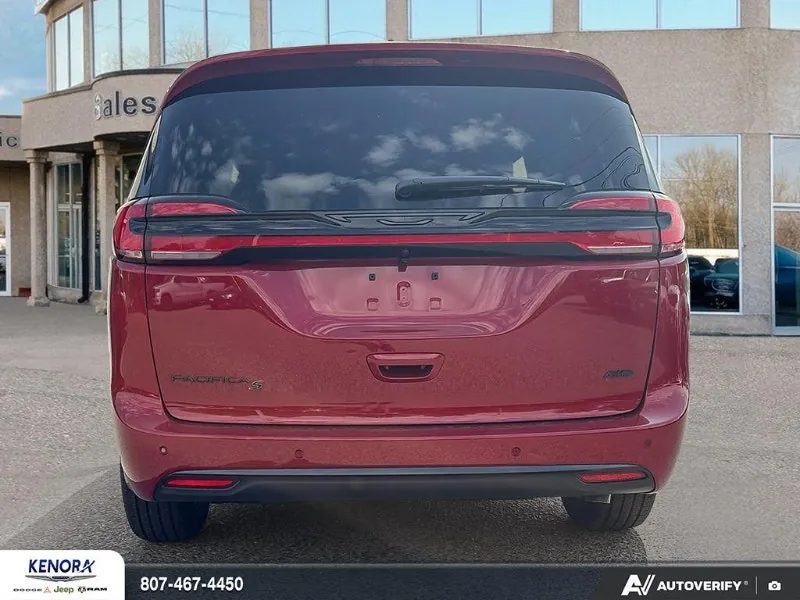 Chrysler Pacifica 2027 photo 5