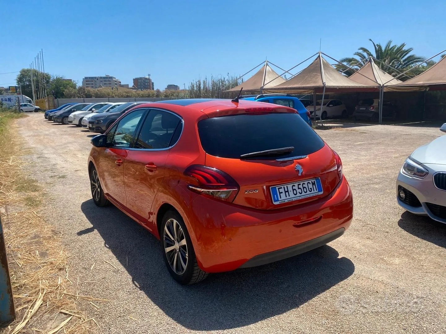 Peugeot 208 2017 photo 3