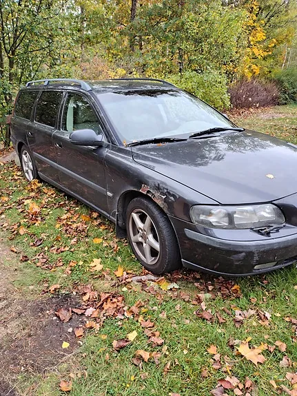 Volvo V70 2000 photo 2