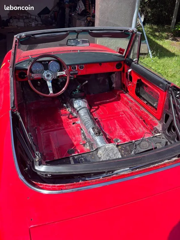 Alfa Romeo Spider 1973 photo 2